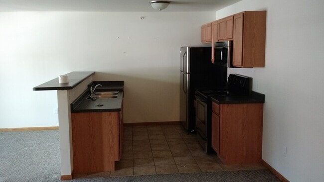 Building Photo - 1528 West Main Street