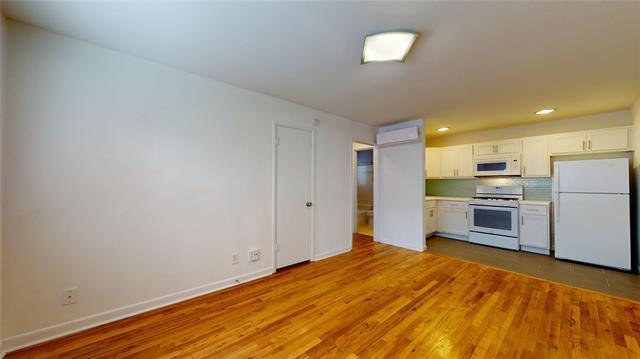 Foto del edificio - 2405 Abrams Rd