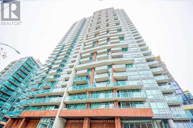 Building Photo - 150 E Liberty St