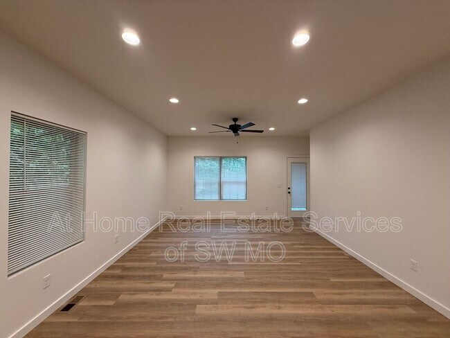 Building Photo - 2731 W Latoka St