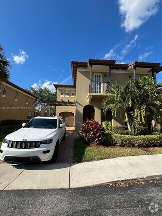 Building Photo - 6965 Julia Gardens Dr