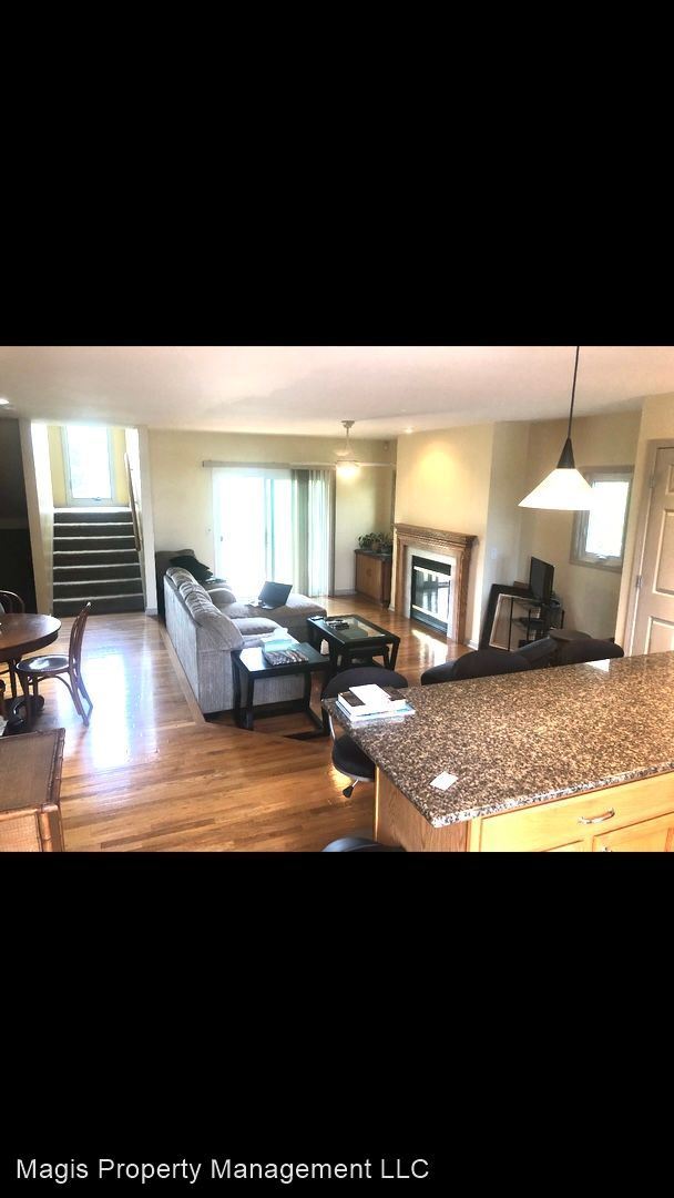 Building Photo - 2 br, 2.5 bath House - 432 Lakefront Blvd