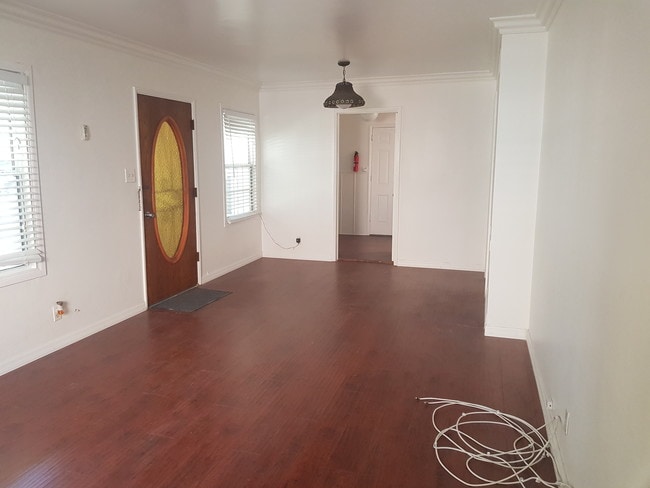 Living Room - 4451 Stansbury Ave