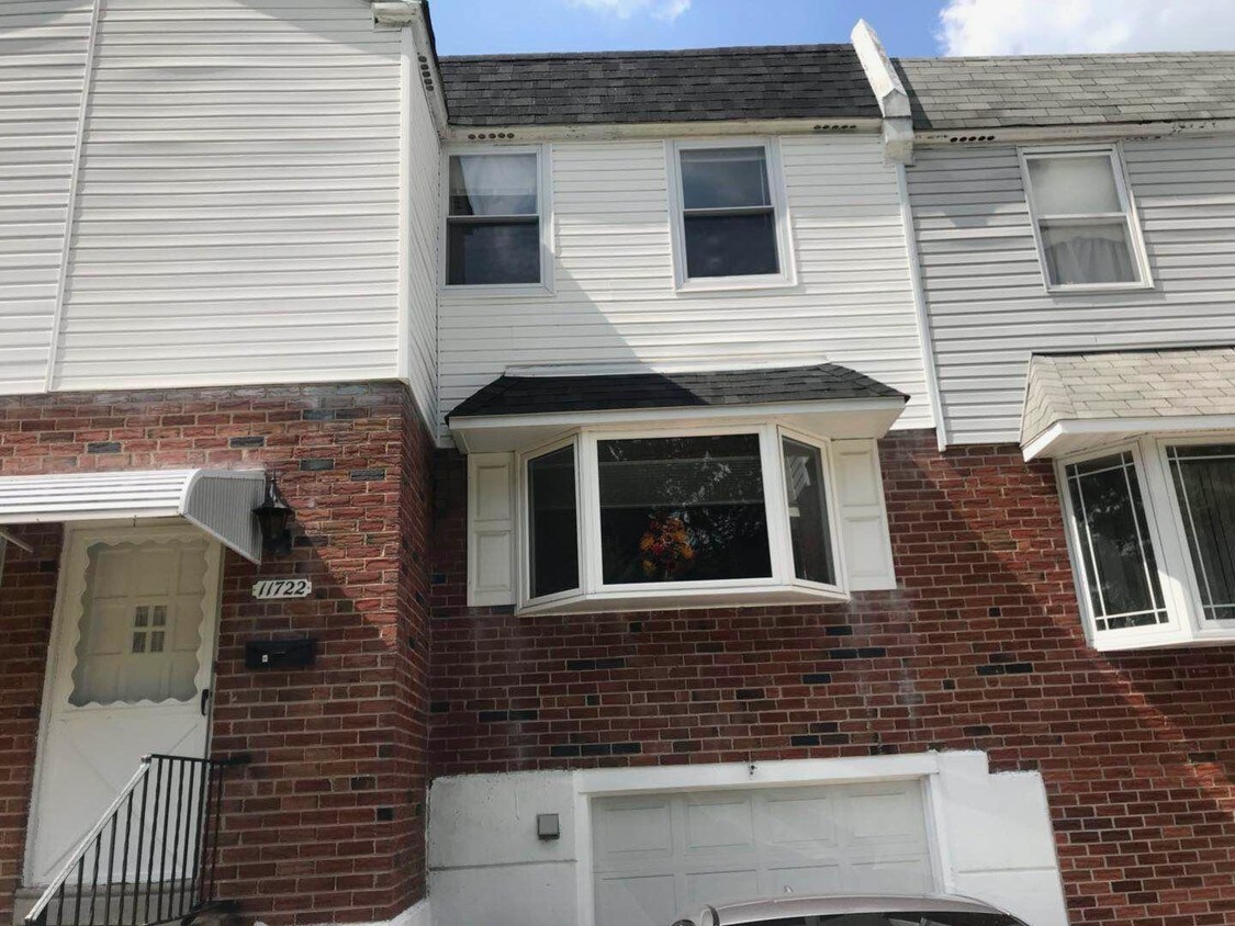11722 Telfair Rd, Philadelphia, PA 19154 Townhouse for Rent in