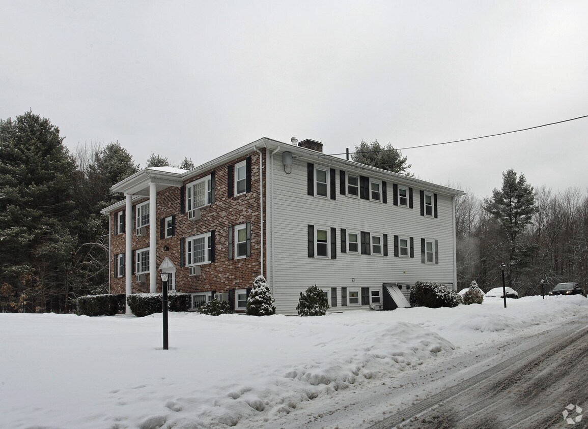 97 Center Rd, Shirley, MA 01464 Apartments in Shirley, MA