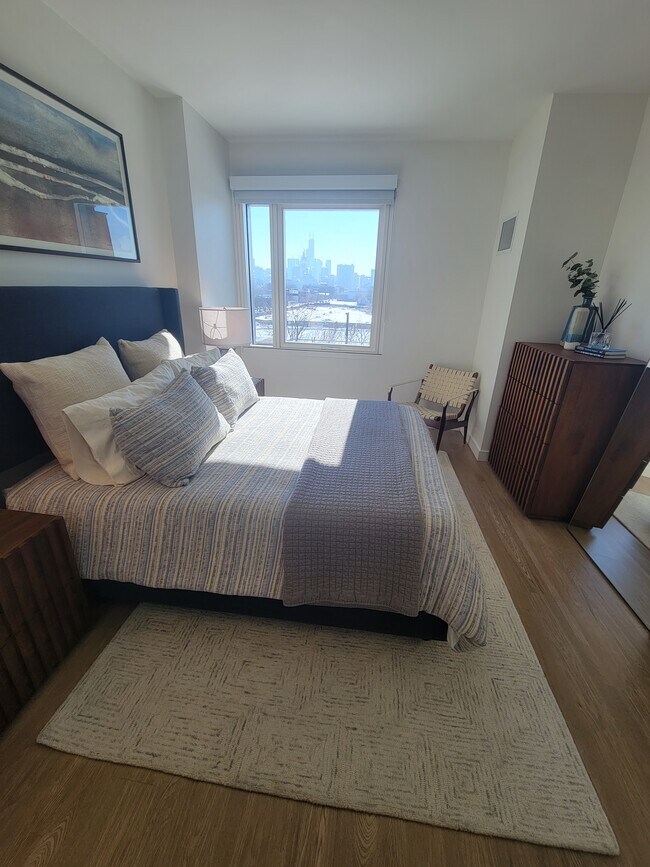 Foto del edificio - 801 W North Ave