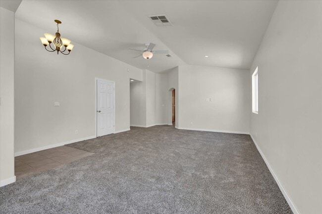 Building Photo - 5405 Ravana Ave