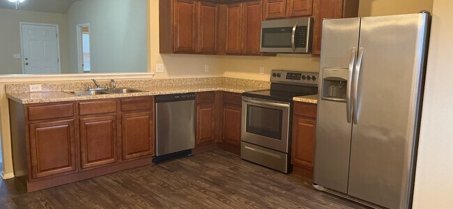Foto del edificio - 6300 SW Chalkstone Rd