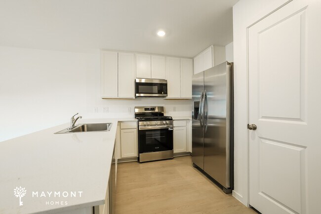 Foto del edificio - 18040 Trepito Ave