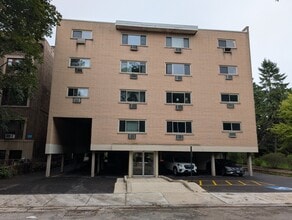 Building Photo - 4939 S Dorchester Ave