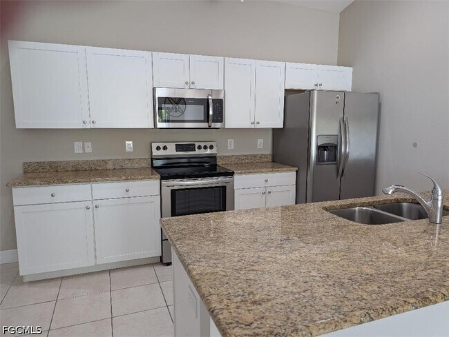 Foto del edificio - 4405 SW 8th Ct