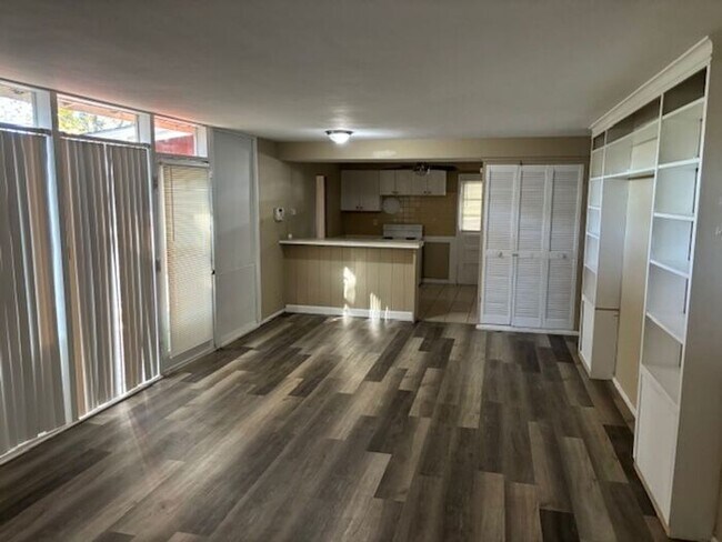 Foto del edificio - 3 Bedroom, 1 Bath Single Family Home