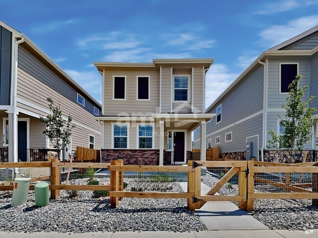 Building Photo - 304 N Addison Way