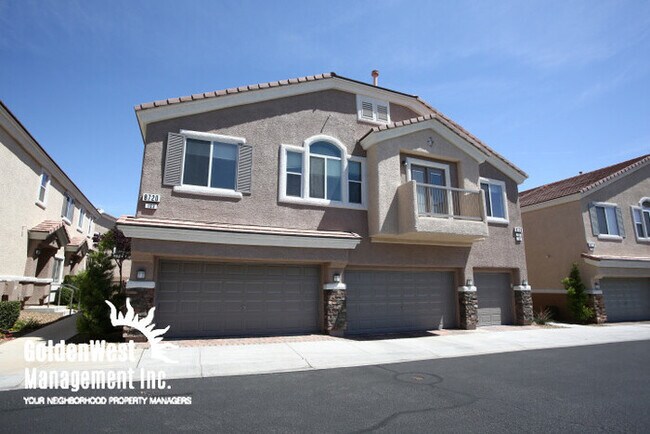 Building Photo - Cozy 2Bdm 2Ba Condo Unit with Attached Gar...