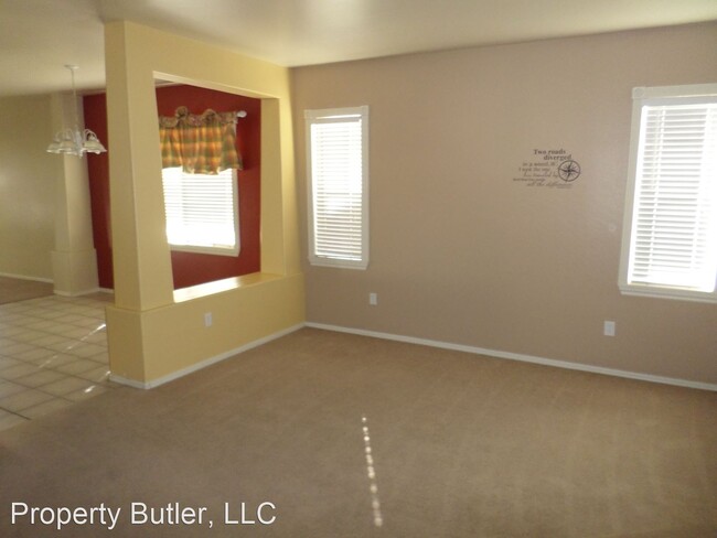 Building Photo - 3 br, 2.5 bath House - 2045 South 87th Place