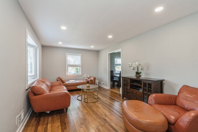 Foto del edificio - 223 Baldwin St