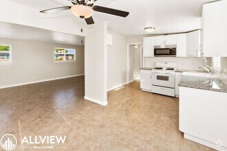 Building Photo - 3407 W Olinda Ln