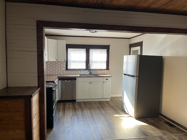 Foto del edificio - 108 2nd St