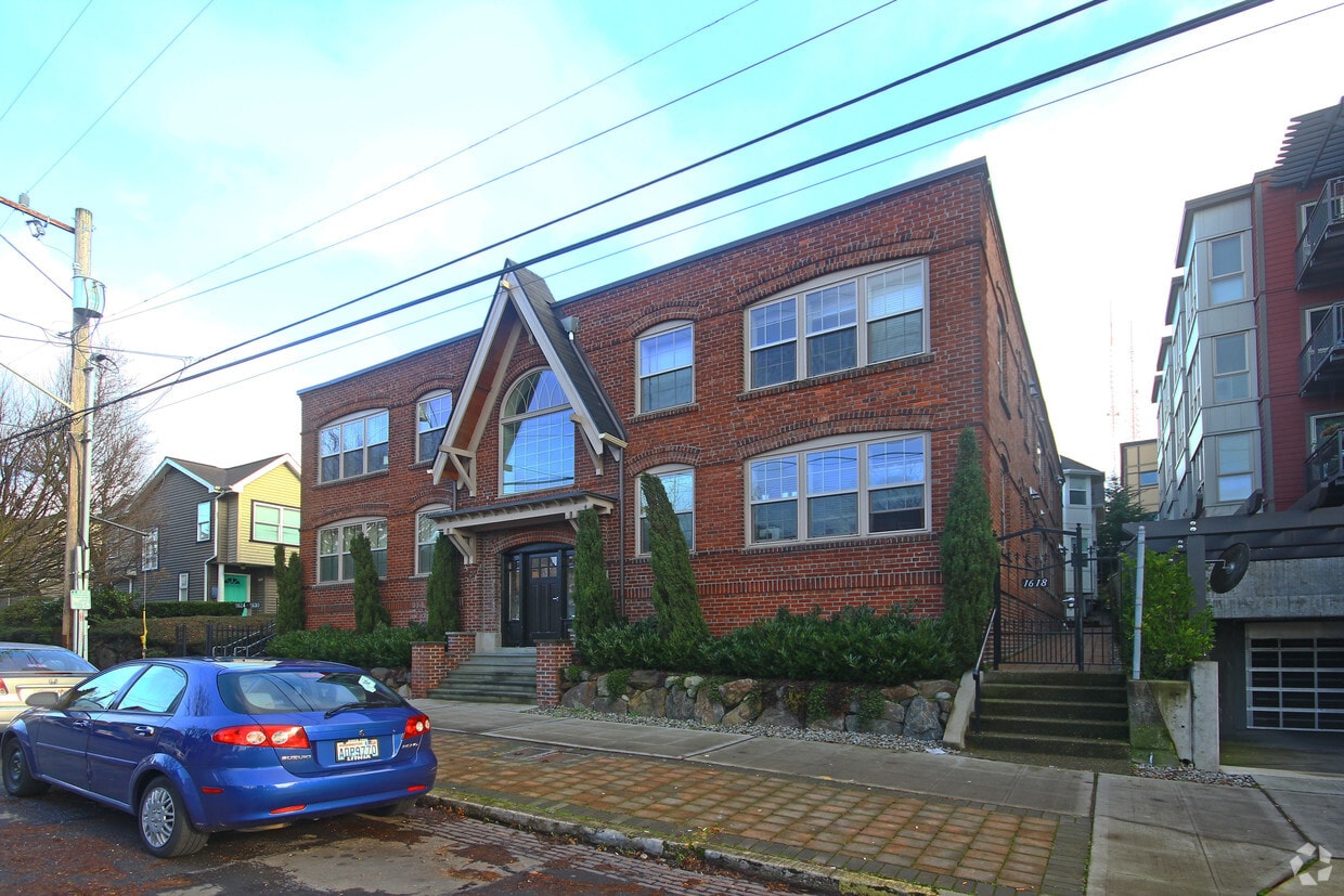Building Photo - 1620 14th Ave