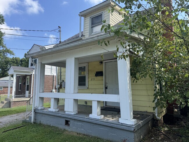 Foto del edificio - 712 Florence Ave
