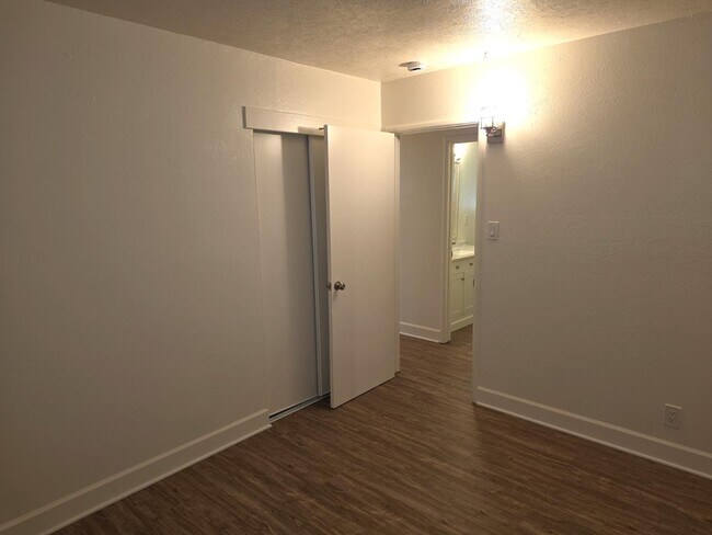 Foto del edificio - 512 San Jose Ave