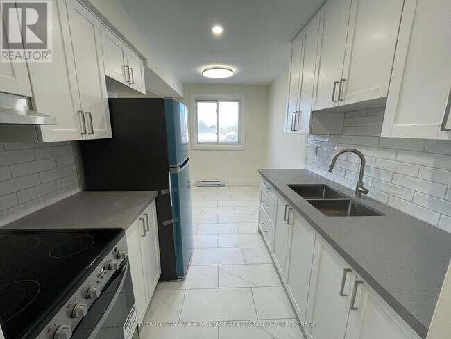 Photo du bâtiment - 136 Wilton Ave