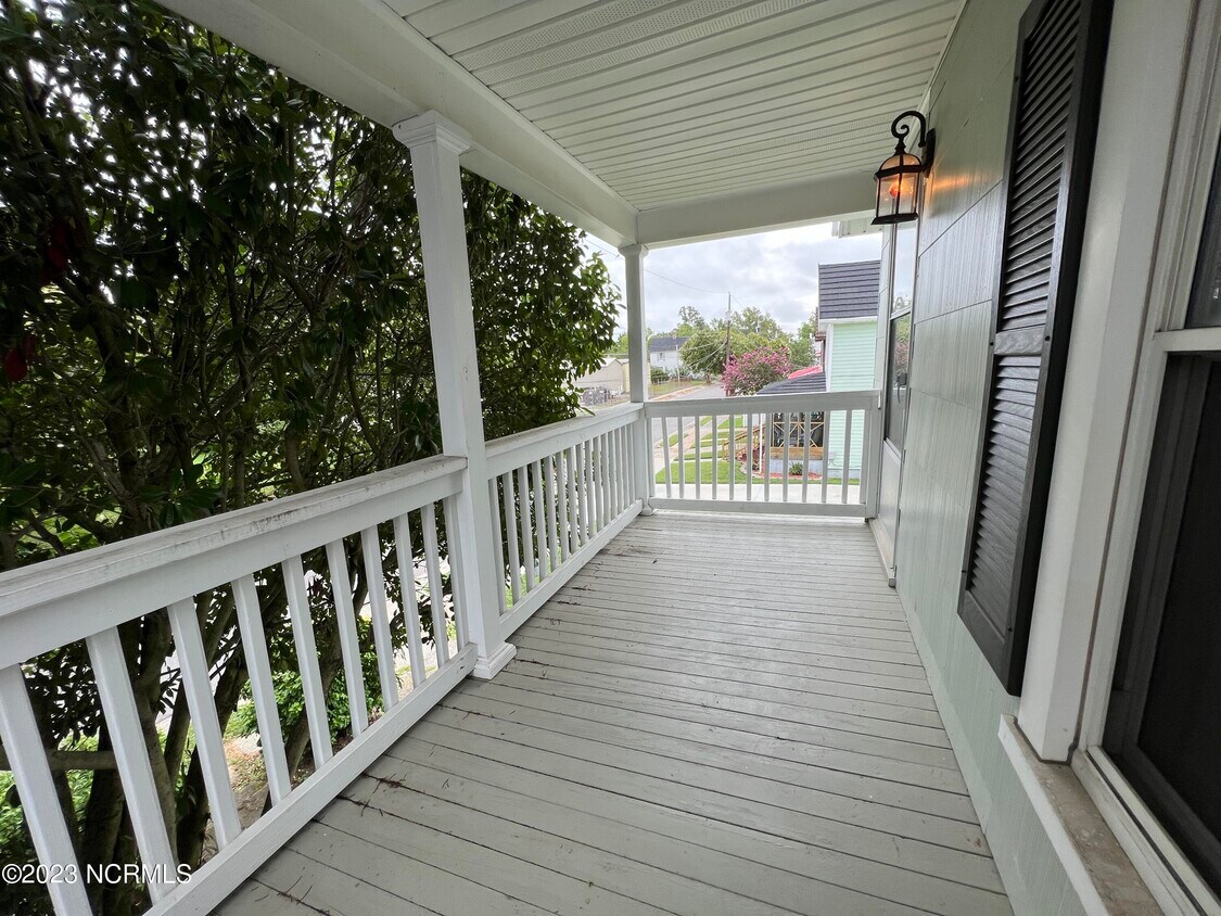 119 W Carteret St, Edenton, NC 27932 Townhome Rentals in Edenton NC