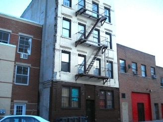 Foto del edificio - 828 Courtlandt Ave