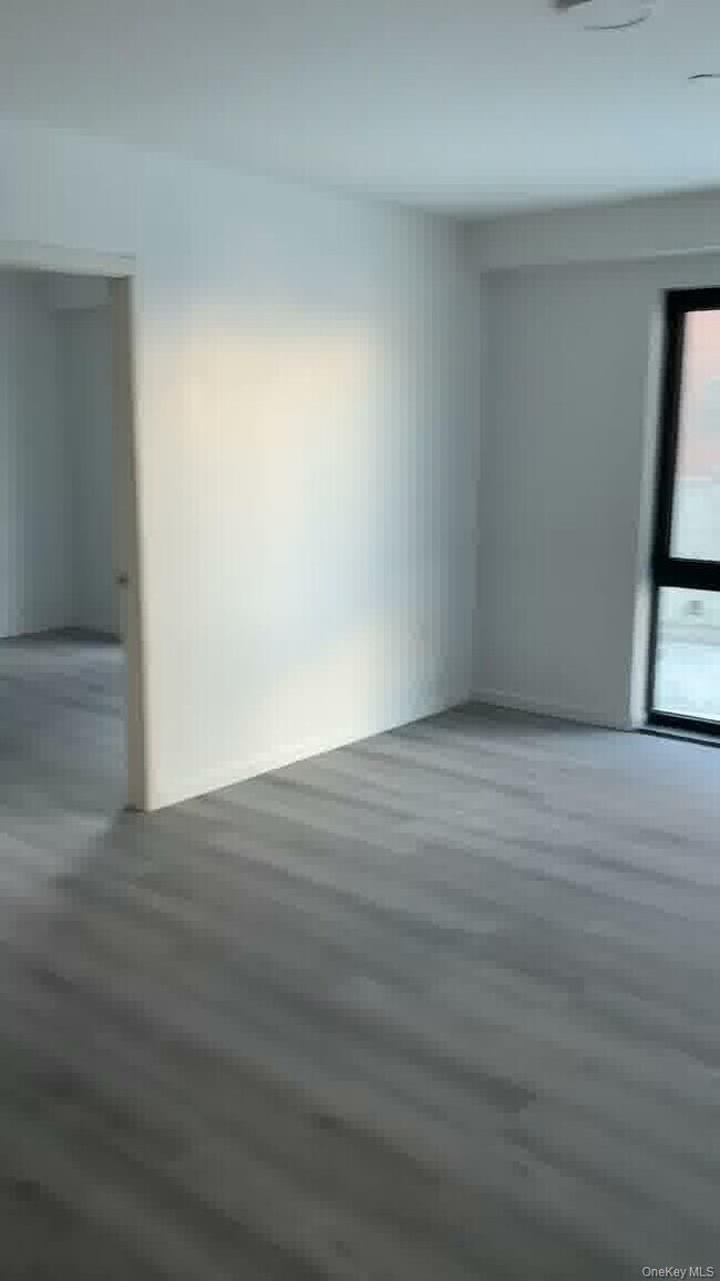 Building Photo - 70-40 45th Ave