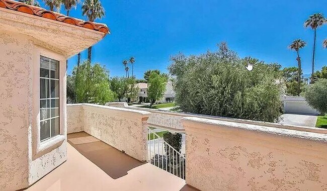 Foto del edificio - 336 Desert Falls Dr E