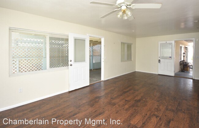 Foto del edificio - 3237 Madison St