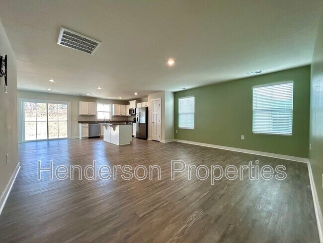 Foto del edificio - 5427 Hughesdale Dr