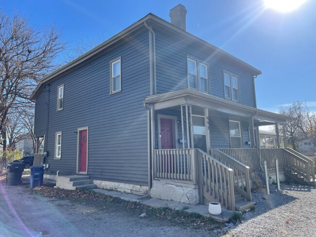 Foto del edificio - 990 N 9th St