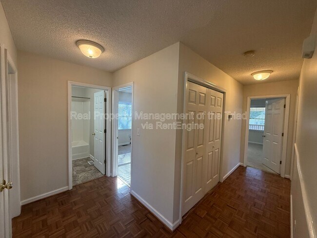 Foto del edificio - 1921 Bradford St