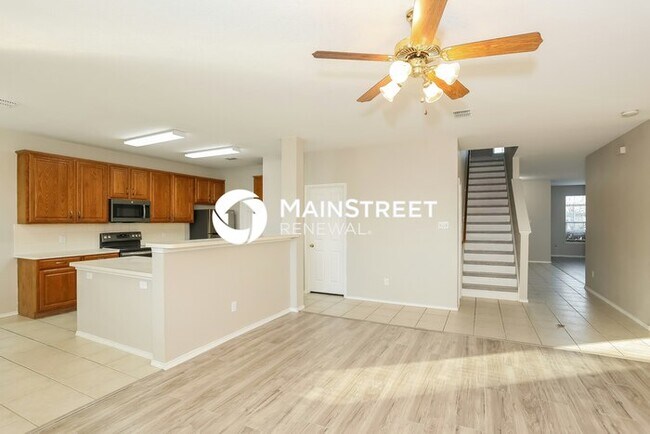 Foto del edificio - 5 Bedroom Pet-Friendly Home in Arlington, TX with Main Street Renewal