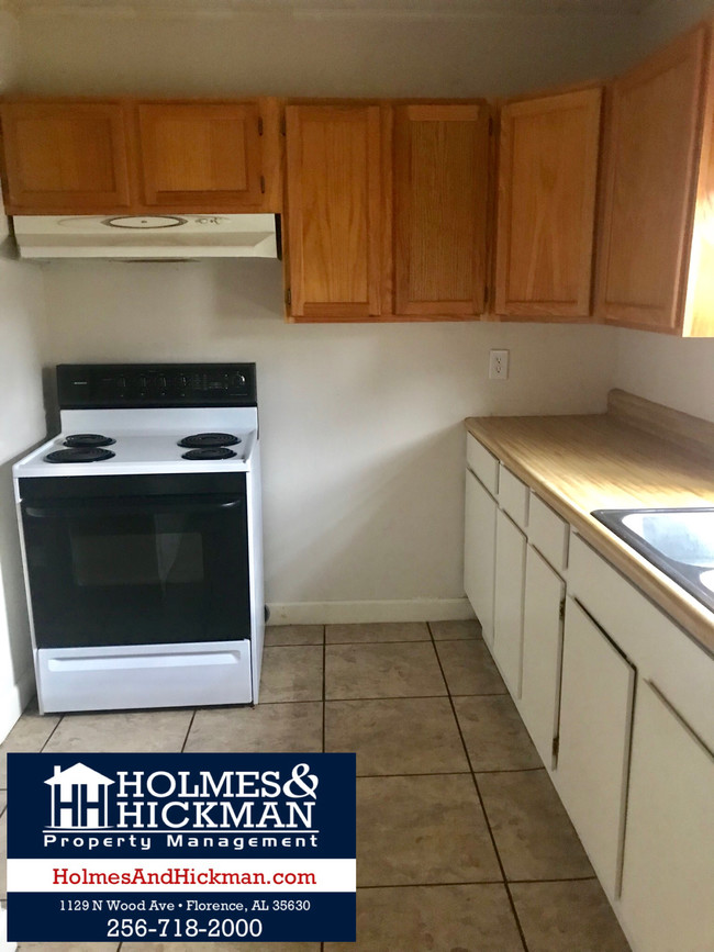 Foto del edificio - 315 Hillcrest Cir