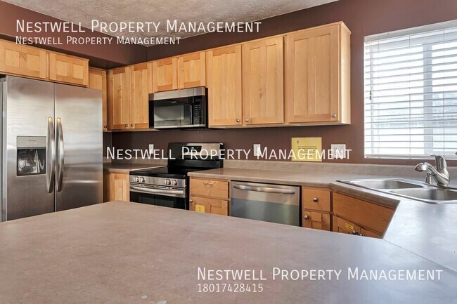 Building Photo - Amazing 3-bed Home in Draper