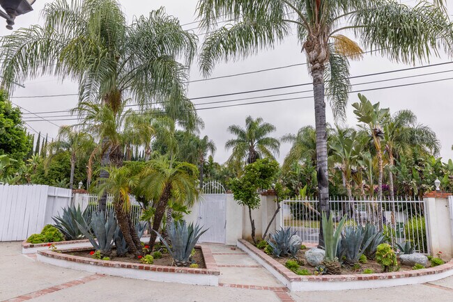 Foto del edificio - 5510 Wilbur Ave