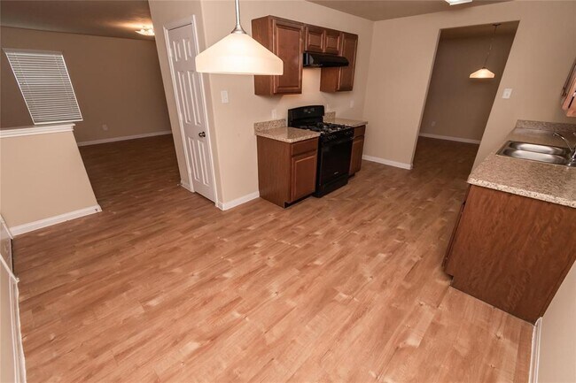 Foto del edificio - 2414 Connors Path Ct