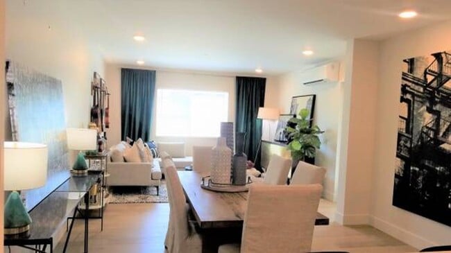 Interior Photo - Latitude 37