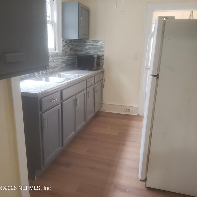 Foto del edificio - 2575 Haldumar Terrace