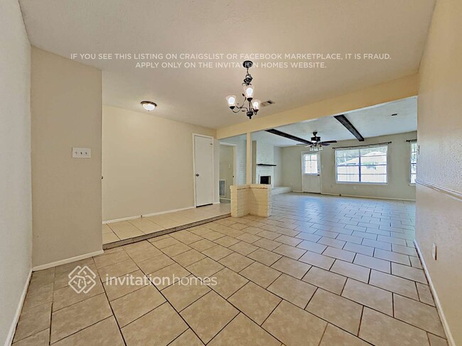 Foto del edificio - 16511 Forest Bend Ave