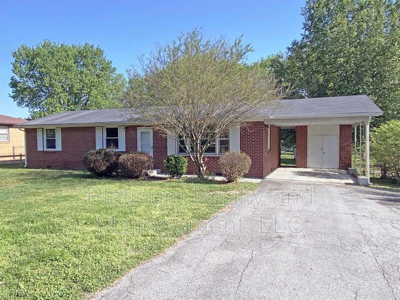 205 Old Trenton Rd, Clarksville, TN 37040 House Rental in Clarksville