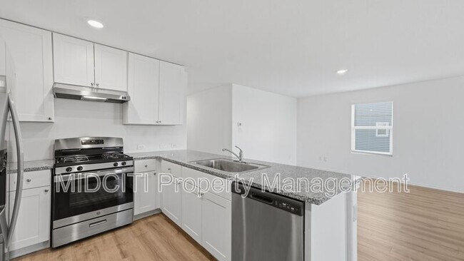 Building Photo - 466 Fairy Duster Dr