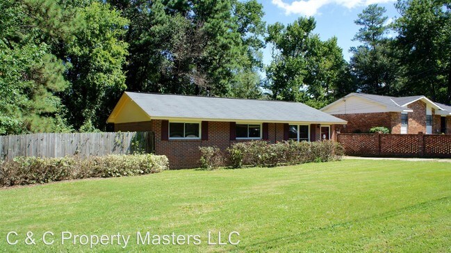 Building Photo - 4931 Sentry St