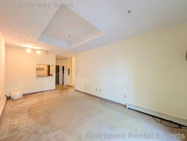Building Photo - 373 Highland Ave