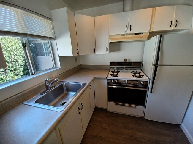 Foto del edificio - 649 N Delaware St