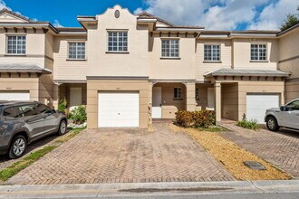 Building Photo - 1411 Lucaya Dr