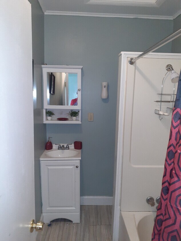 Foto principal - 52 Oak St
