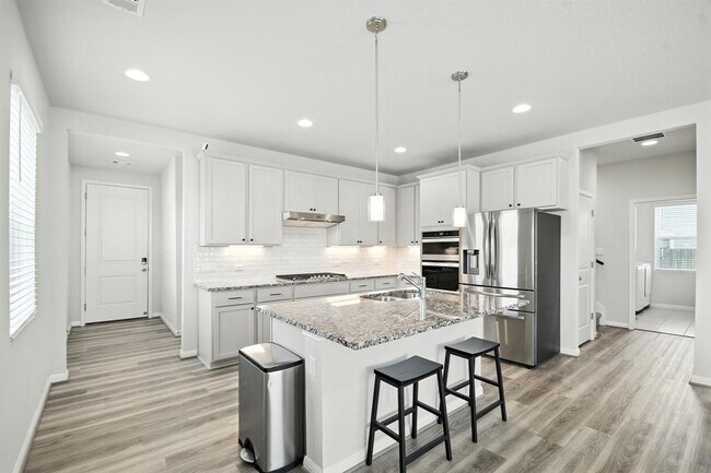 Foto del edificio - 410 Watercourse Wy